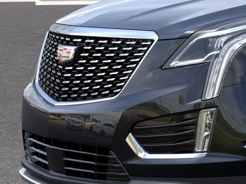 New 2025 Cadillac XT5 Premium Luxury w/ Technology Package AWD/4WD image 13