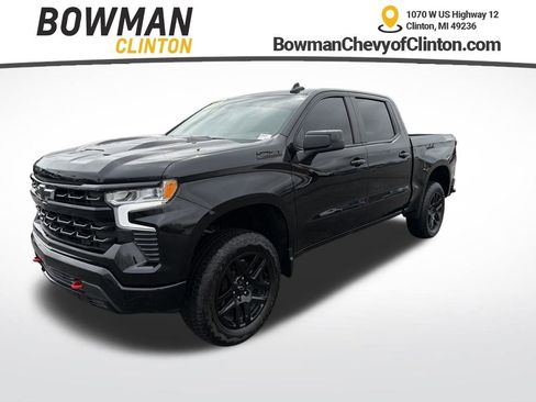 Used 2024 Chevrolet Silverado 1500 LT Trail Boss w/ Convenience Package II AWD/4WD image 1