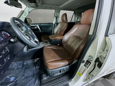 Used 2022 Toyota 4Runner Limited RWD image 12