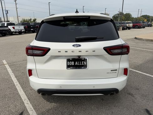 Used 2024 Ford Escape ST-Line Select w/ Tech Pack #1 AWD/4WD image 4