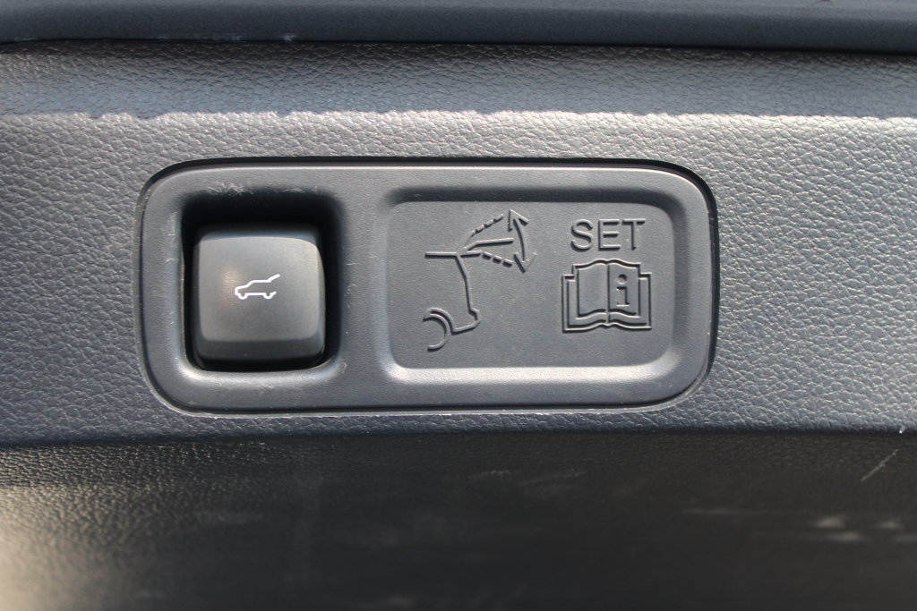 Used 2024 Ford Expedition Max Limited RWD image 9