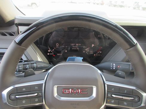 New 2026 GMC Yukon XL Elevation w/ Elevation Premium Package image 18