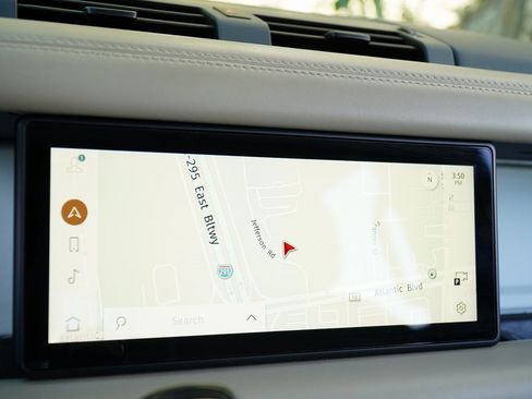 Used 2020 Land Rover Defender 110 HSE image 21