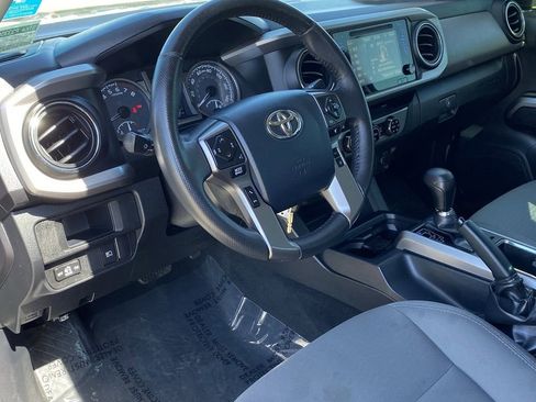 Certified 2018 Toyota Tacoma SR5 RWD image 21