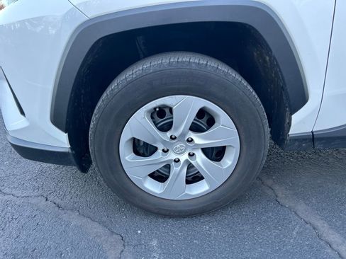 Certified 2024 Toyota RAV4 LE image 29