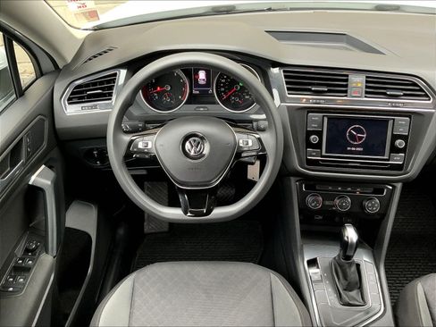 Used 2019 Volkswagen Tiguan S w/ Driver Assistance Package FWD image 4