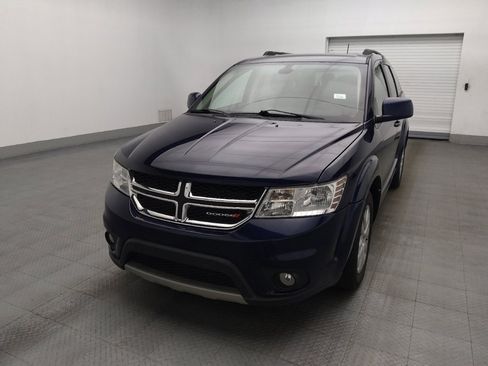 Used 2019 Dodge Journey SE w/ Connectivity Group FWD image 15