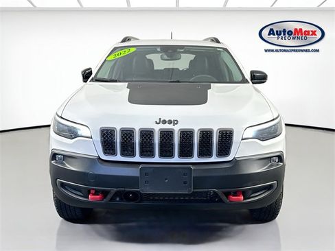 Used 2022 Jeep Cherokee Trailhawk image 6