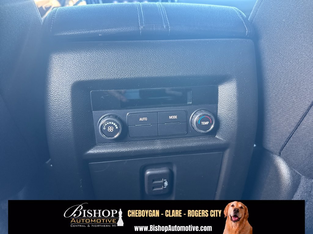 Used 2023 Chevrolet Traverse LT w/ LPO, Floor Liner Package AWD/4WD image 14