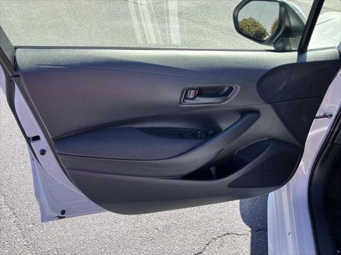 Certified 2025 Toyota Corolla LE image 13