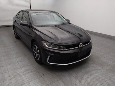 Used 2025 Volkswagen Jetta S FWD image 13