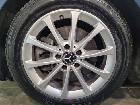 Used 2021 Mercedes-Benz A 220 image 31