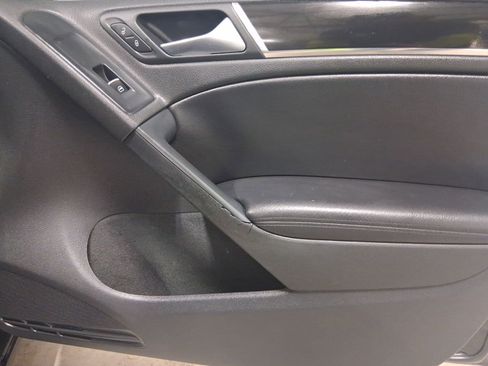 Used 2010 Volkswagen GTI 4-Door FWD image 18