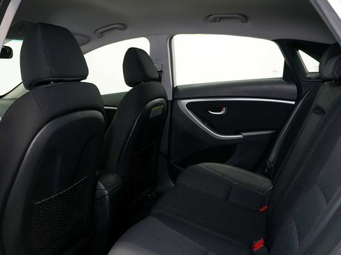 Used 2017 Hyundai Elantra GT FWD image 18