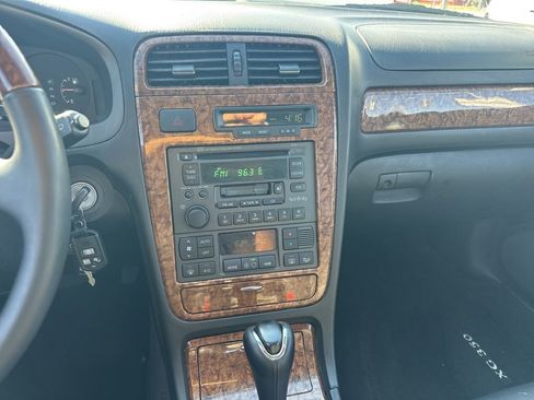Used 2005 Hyundai XG350 L FWD image 14