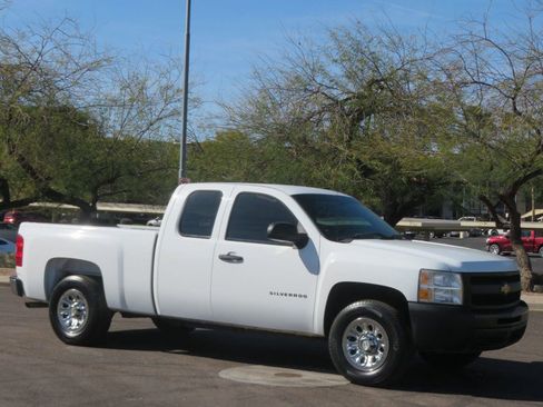 Used 2013 Chevrolet Silverado 1500 W/T image 4
