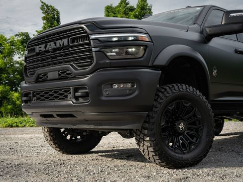 New 2026 RAM 2500 Laramie w/ Night Edition AWD/4WD image 6