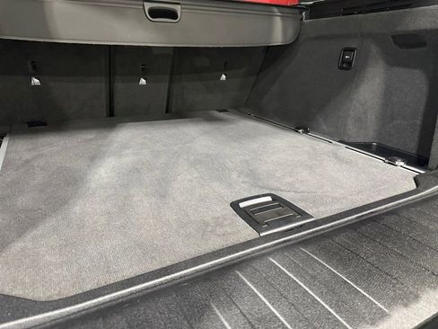 Used 2016 BMW X5 M image 6