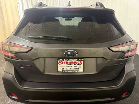 Certified 2023 Subaru Outback Onyx Edition image 16
