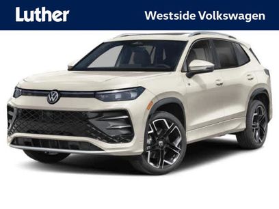 Certified 2025 Volkswagen Tiguan SEL R-Line