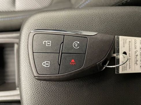 New 2027 Chevrolet Bolt LT w/ Comfort Package image 21