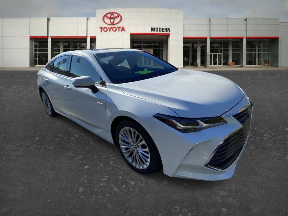 Certified 2019 Toyota Avalon Limited w/ Advanced Safety Package FWD image 15