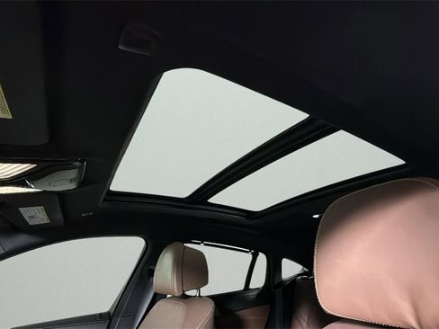 Used 2022 BMW X6 xDrive40i w/ Executive Package image 43