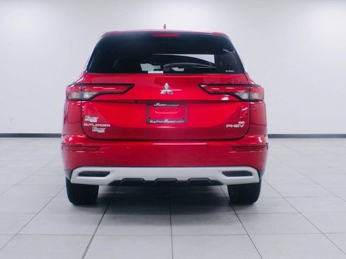 Used 2023 Mitsubishi Outlander SE image 21