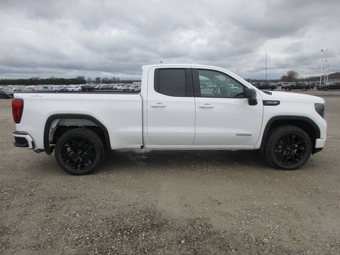 New 2026 GMC Sierra 1500 Elevation AWD/4WD image 3