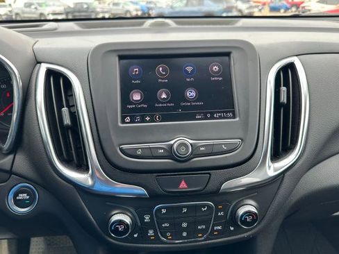 Used 2021 Chevrolet Equinox LT image 32