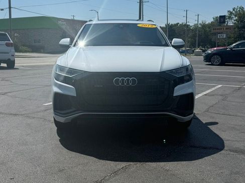 Used 2019 Audi Q8 Prestige AWD/4WD image 2