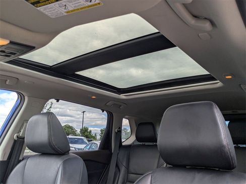 Certified 2023 Nissan Rogue SL w/ SL Premium Package image 12