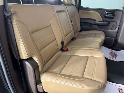 Used 2019 GMC Sierra 2500 Denali w/ Duramax Plus Package AWD/4WD image 37