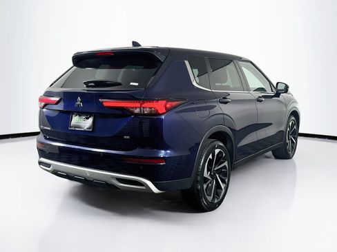 Used 2024 Mitsubishi Outlander SE FWD image 9