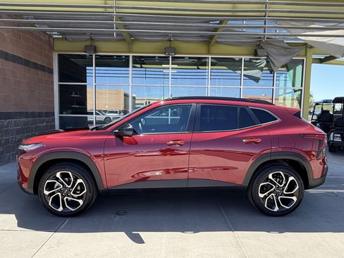Used 2024 Chevrolet Trax RS w/ Driver Confidence Package FWD image 7