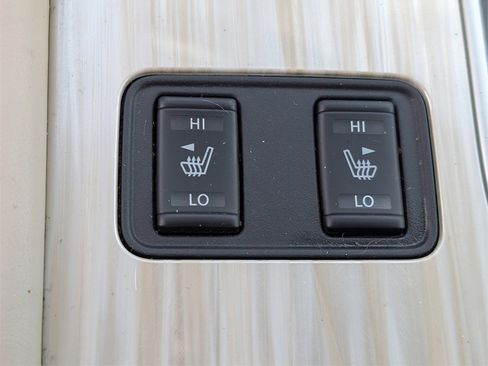 Used 2018 Nissan Murano SL w/ Moonroof Package image 20