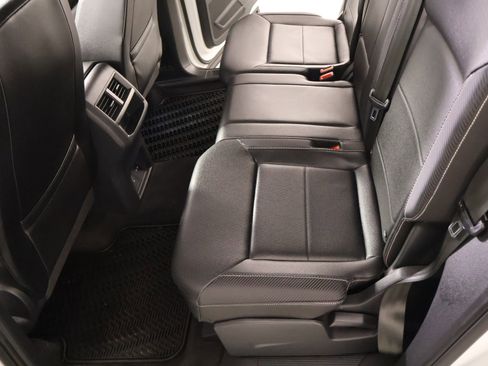 Used 2021 Volkswagen Atlas Cross Sport SE AWD/4WD image 12