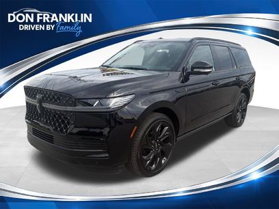 New 2027 Lincoln Navigator Reserve w/ Jet Appearance Package