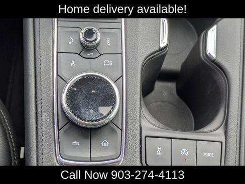 Used 2024 Cadillac XT4 Premium Luxury image 19