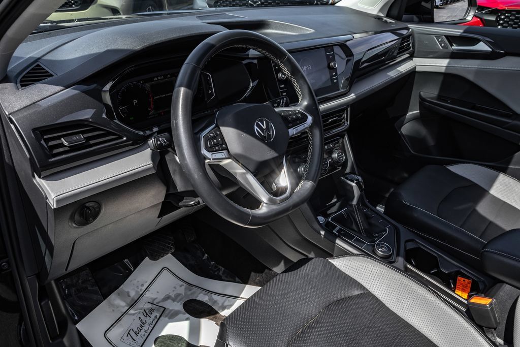 Certified 2023 Volkswagen Taos SEL AWD/4WD image 15