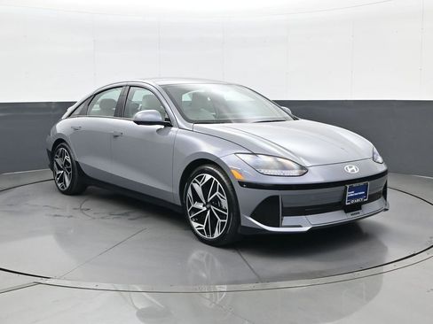 Certified 2024 Hyundai Ioniq 6 Limited image 3