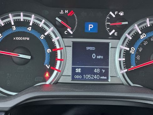 Used 2018 Toyota 4Runner Limited image 26