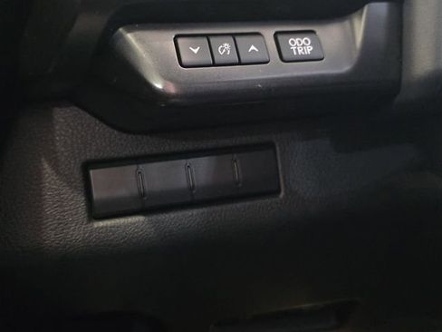 Used 2022 Lexus UX 250h 250h Base w/ Premium Package image 25