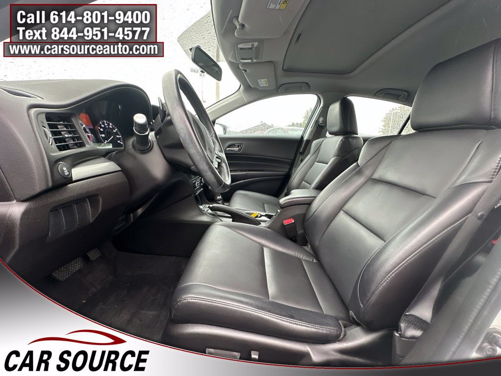 Used 2018 Acura ILX w/ AcuraWatch Plus Package FWD image 12