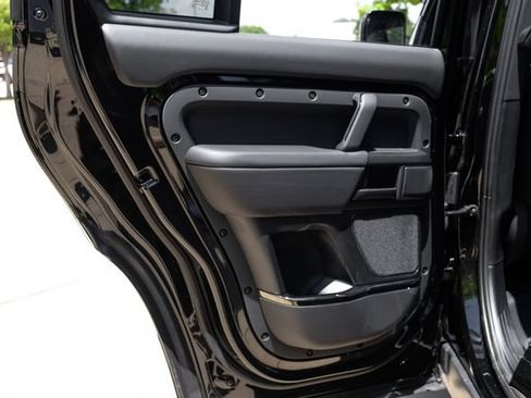 New 2026 Land Rover Defender 110 OCTA AWD/4WD image 59