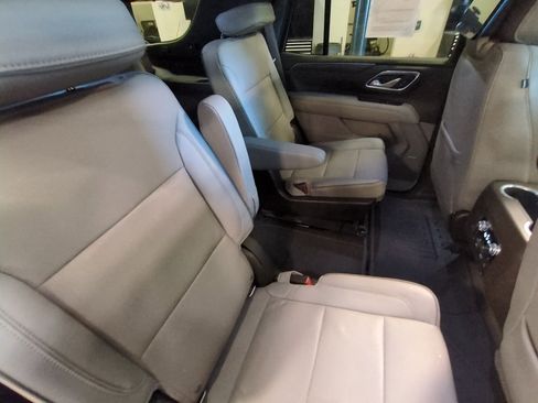 Used 2021 GMC Yukon SLT w/ SLT Luxury Plus Package image 39