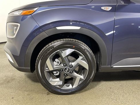 New 2026 Hyundai Venue SEL image 11