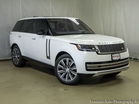 Used 2023 Land Rover Range Rover SE AWD/4WD image 2