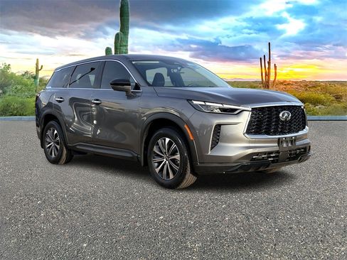 Used 2025 INFINITI QX60 Pure image 2