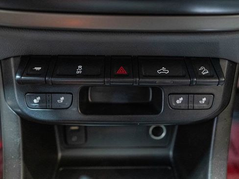 Used 2017 Chevrolet Colorado Z71 image 27